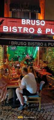 Brusq Bar & Hookah