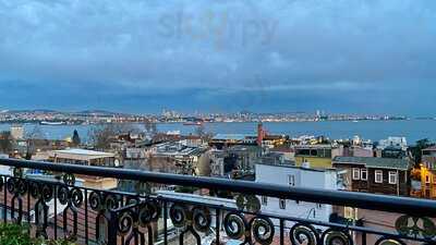 Mekan Avicenna İstanbul