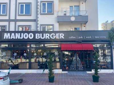 Manjoo Pub & Burger