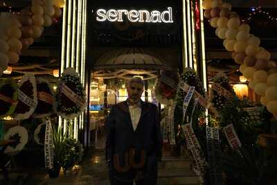 Serenad Fun & Dining