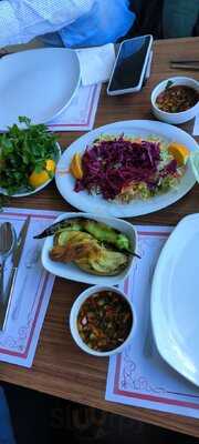 Dede Çinili Kebap Ve Lahmacun