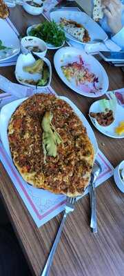 Dede Çinili Kebap Ve Lahmacun