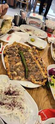 Peçenek Döner - İstanbul Yolu