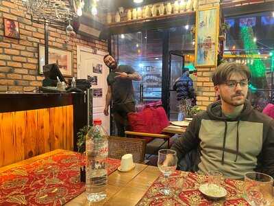 By Ferro Fish & Kebab Reataurant