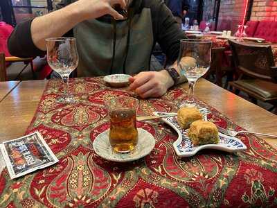 By Ferro Fish & Kebab Reataurant