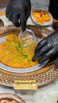 Beyzade Kunefe & Kahvalti Karakoy