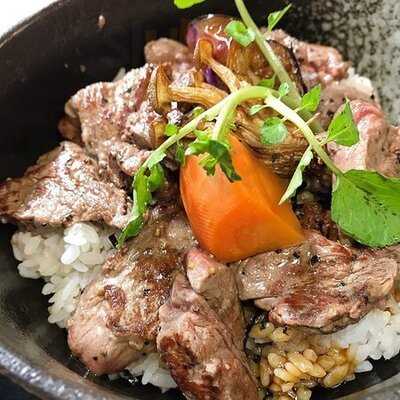 Royal Host樂雅樂家庭餐廳