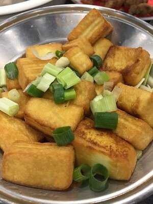 芭樂ㄟ店100元生猛海鮮