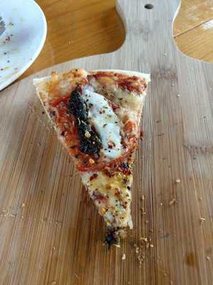 小木屋手工窯烤pizza