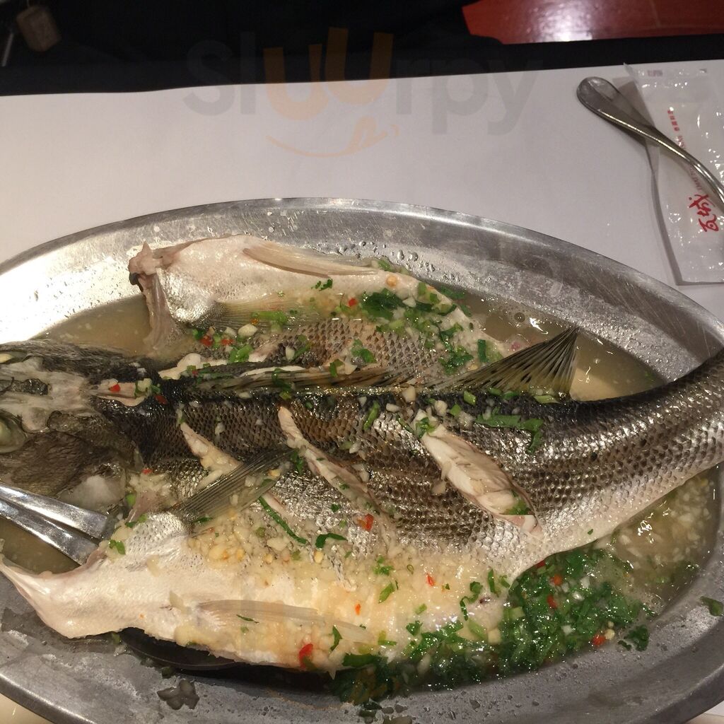 瓦城泰國料理-高雄三越左營店