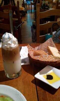 Second Floor Cafe 貳樓餐館公館店