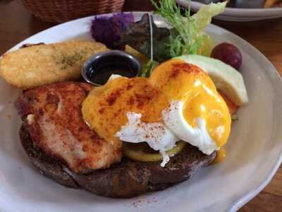 Second Floor Cafe 貳樓餐館公館店