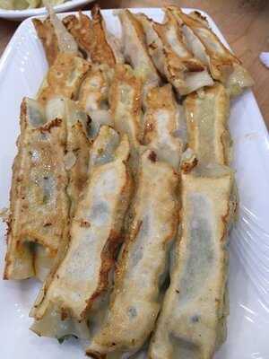 八方雲集鍋貼水餃專賣店信義崇德店