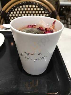 Agnes B. Cafe L.p.g. 台北新光三越南京二店