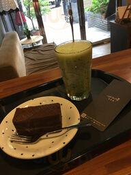 小樹的家 繪本咖啡館