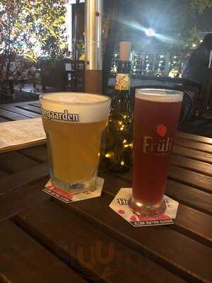 布娜飛小酒館 - 台北南港店