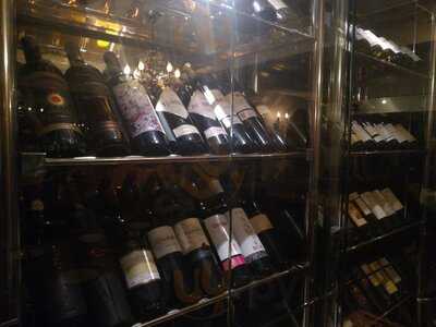 "王" 保加利亞餐廳