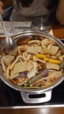 兩餐韓國年糕火鍋