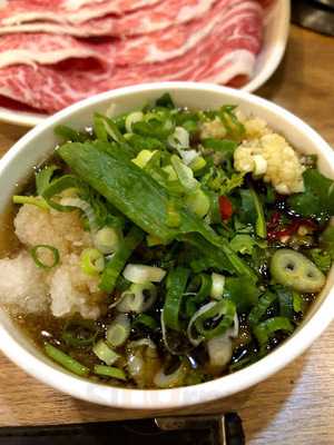 食藝創意料理與涮涮鍋