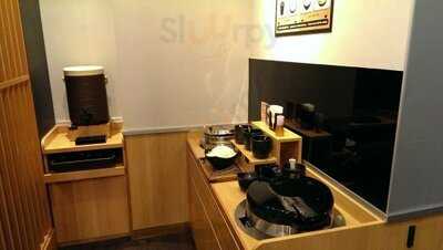 定食8 爭鮮餐飲