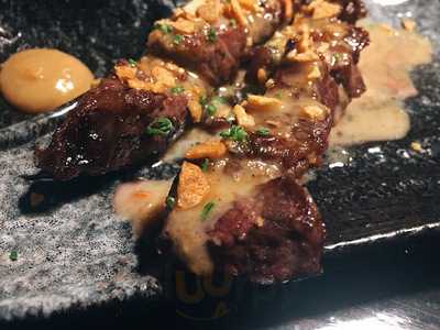 Dozo創作和食居酒屋