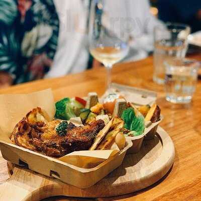 肌肉海灘 - 南京概念餐廳