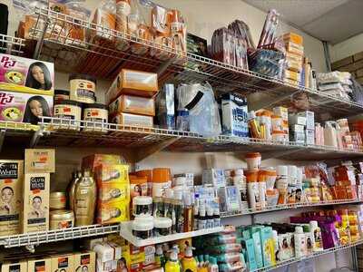 Meme's Caribbean Food Store