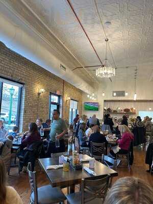 Eva Dean's Bakery & Cafe