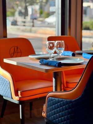 Mausam Indian Flavors