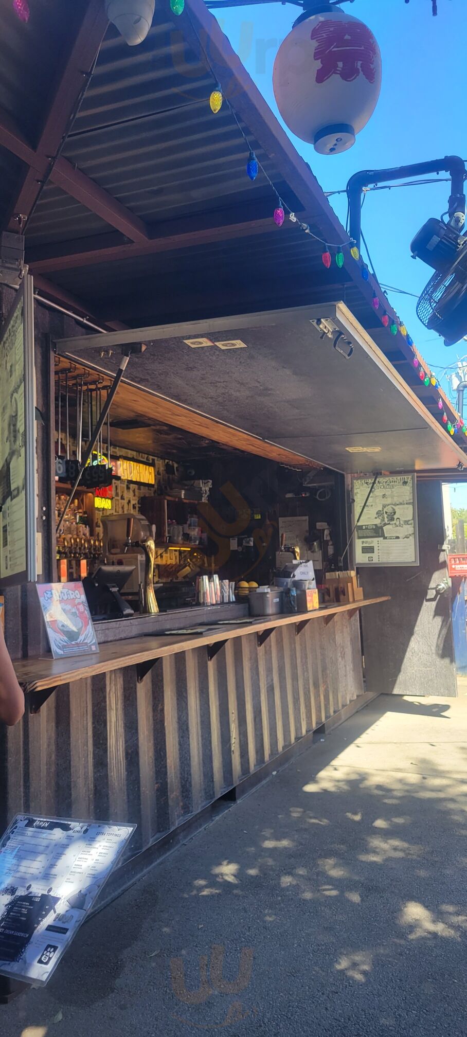 Domo Alley-gato Tatsu-ya