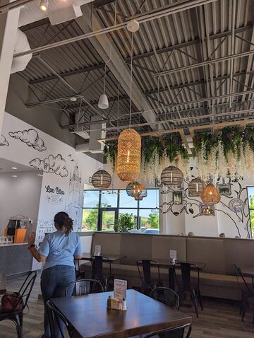 Lac Bleu Brunch Cafe