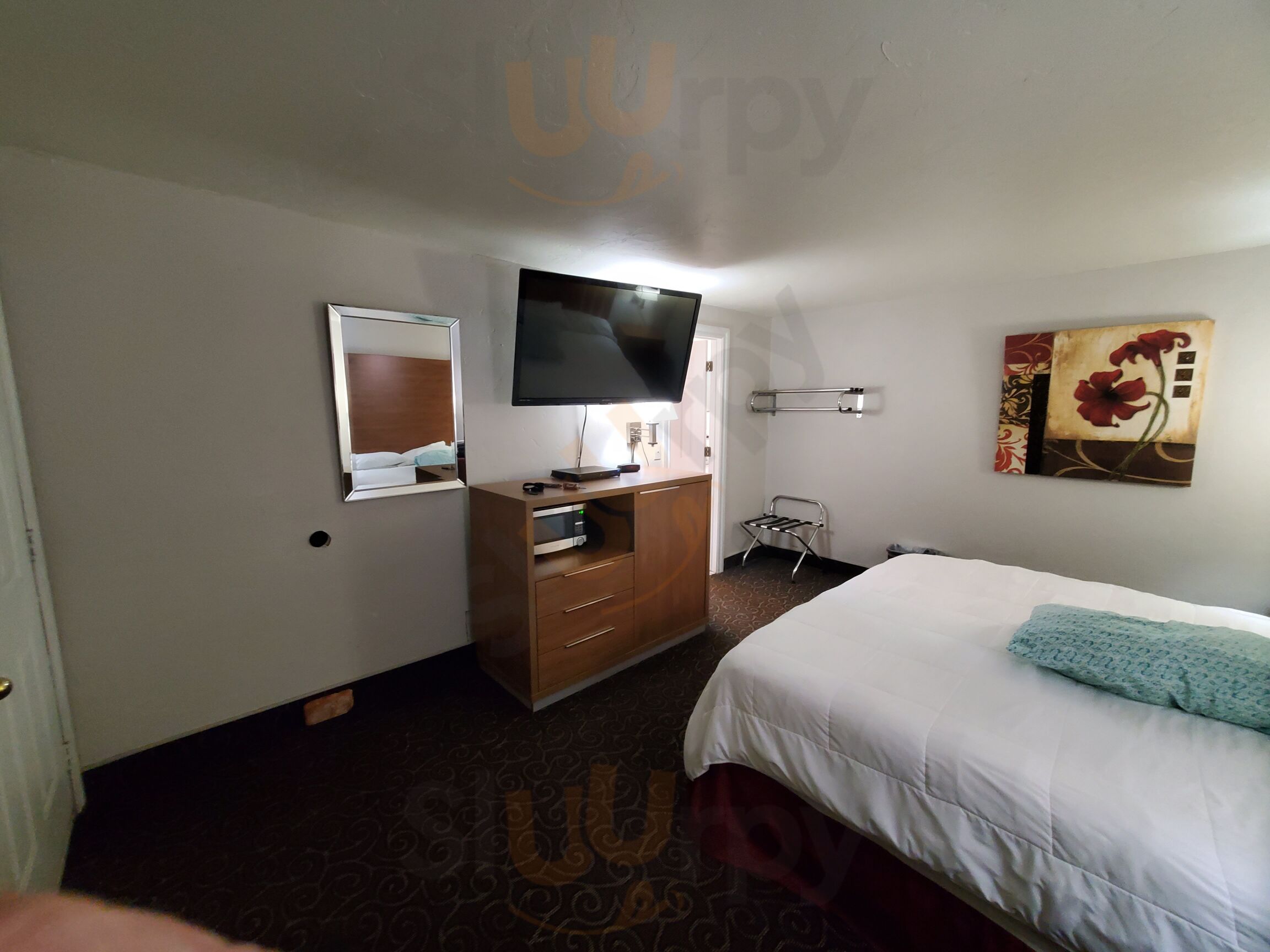 Tower Cafe And Bakery