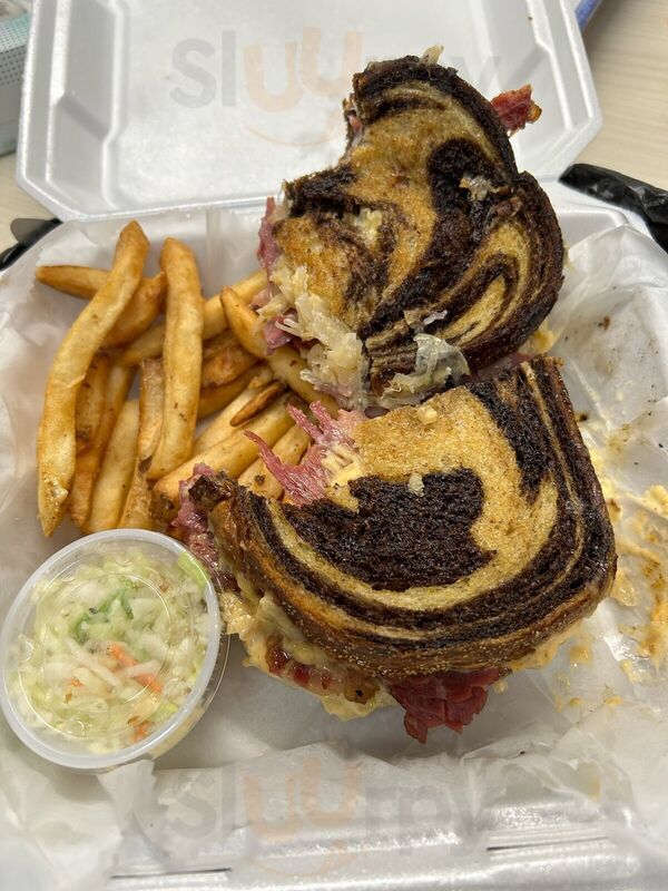 Bomba's Bbq