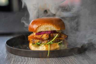 Coughlin's Law Kitchen And Brew Pub At Nebo Pointe