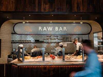 Hank's Low Country Seafood & Raw Bar