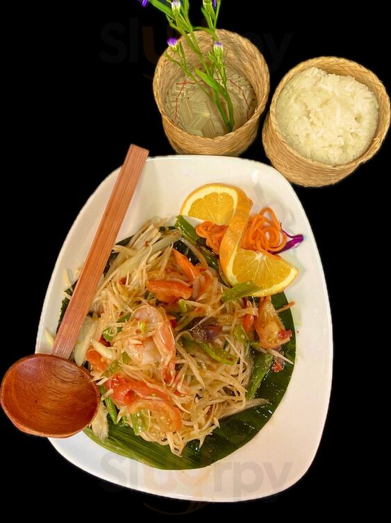 Thai Tree Restaurant