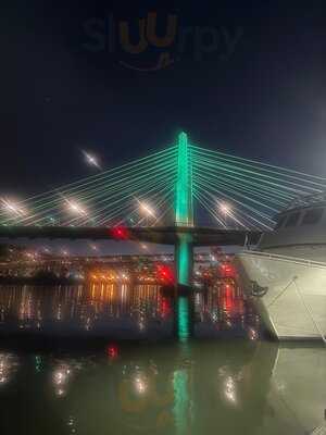 Portland Spirit Salmon Springs Dock