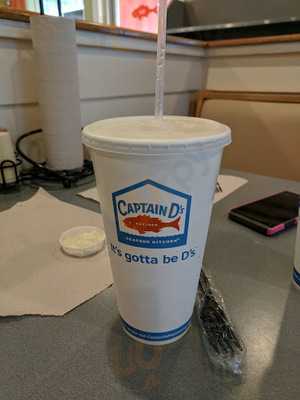 Captain D's