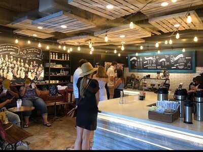 Bitty & Beau's Coffee