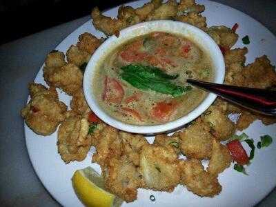 Uncle Bo's Pupu Bar & Grill