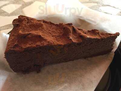 Morton's Gourmet Market