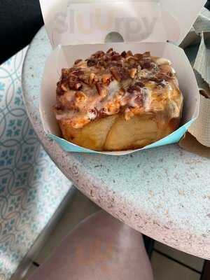 Cinnabon