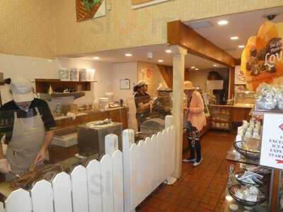 Kilwins Chocolate And Ice Cream