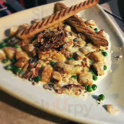 Napa Wood Fired Pizzeria