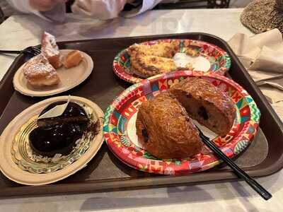 Les Halles Boulangerie-patisserie