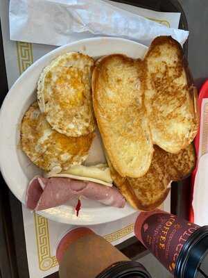 Amor Em Pedacos Bakery