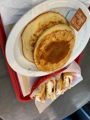 Amor Em Pedacos Bakery