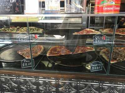 Solorzano's Pizza - Webber St.