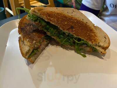 Pom Pom's Teahouse & Sandwicheria