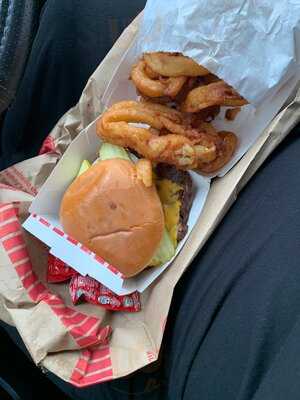 Freddy's Frozen Custard & Steakburgers